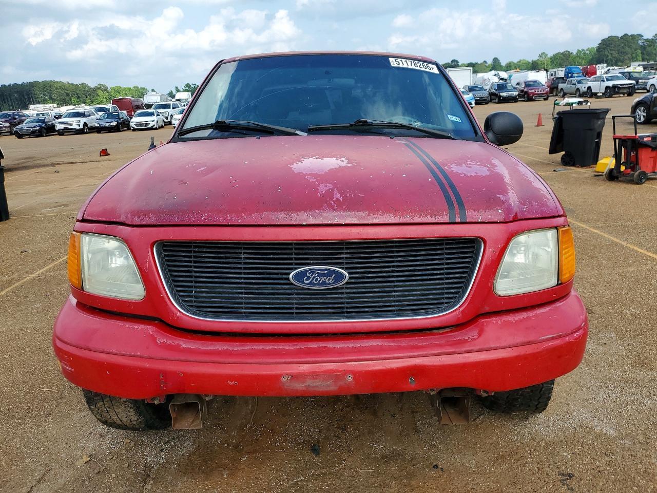 2004 Ford F-150 Heritage Classic - Image 5