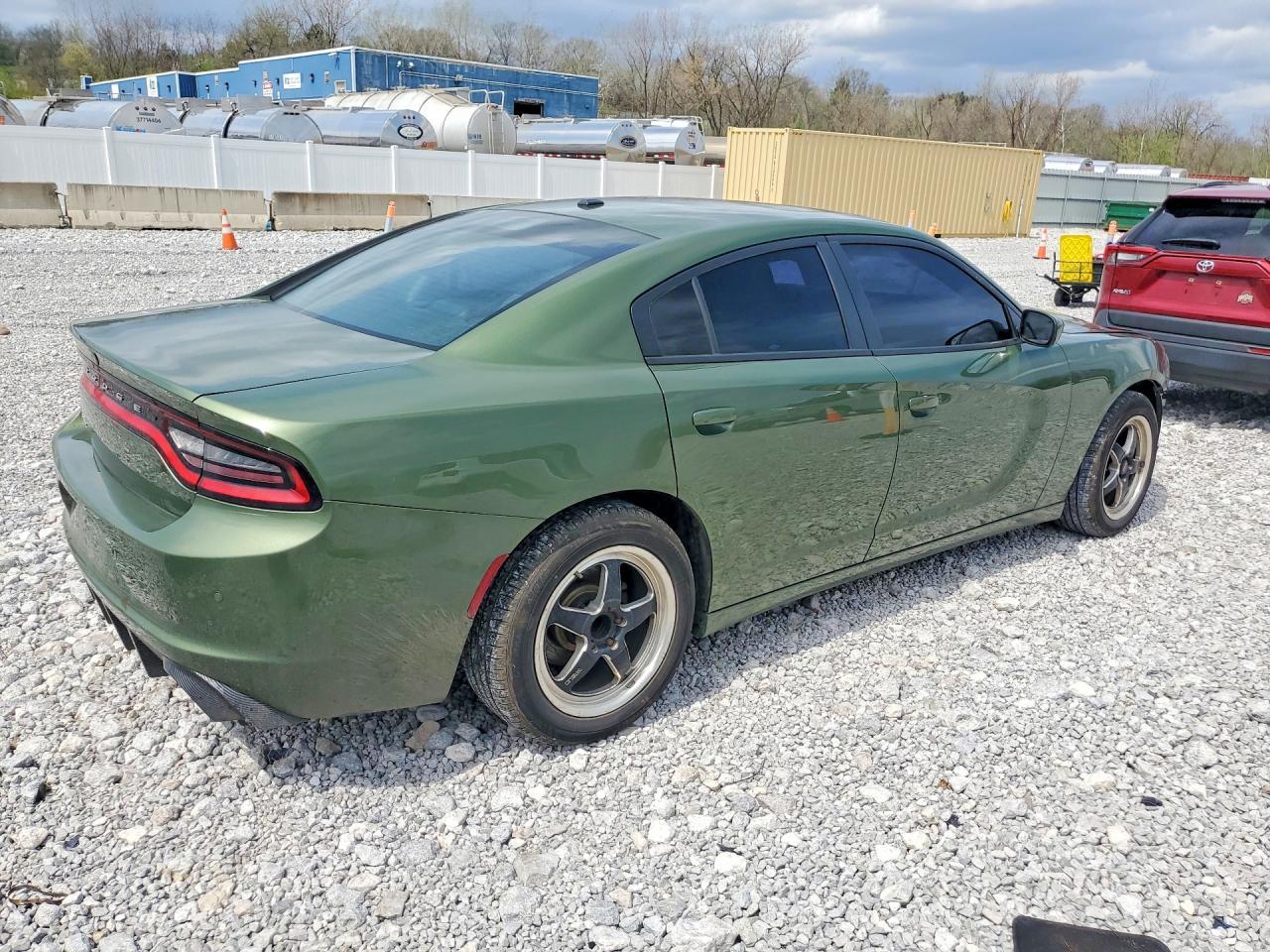 2020 Dodge Charger Sxt - Image 3