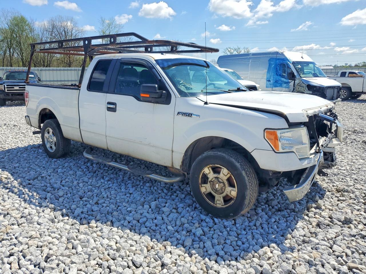2011 Ford F150 Super Cab - Фото 4