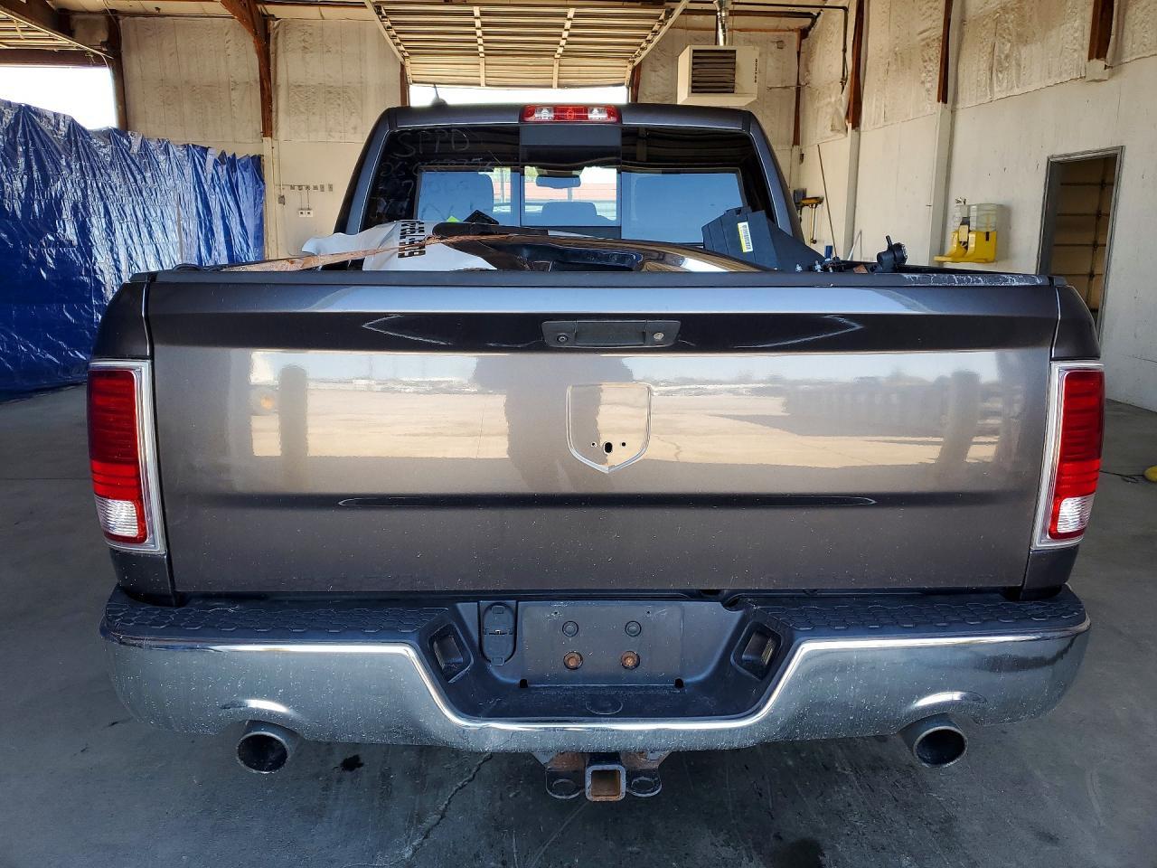 2017 Ram 1500 Laramie - Image 6