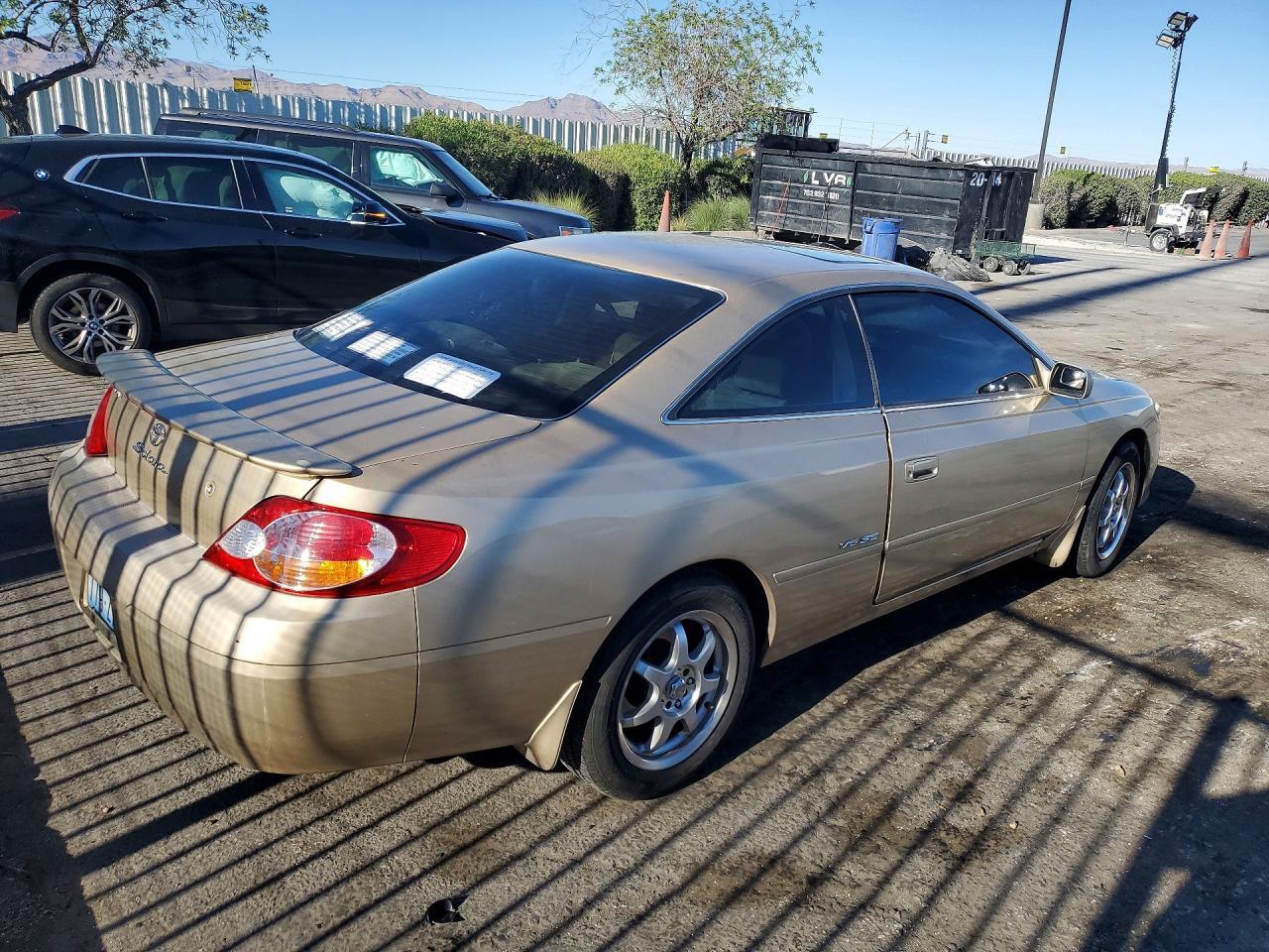 2002 Toyota Camry Solara Se - Фото 3
