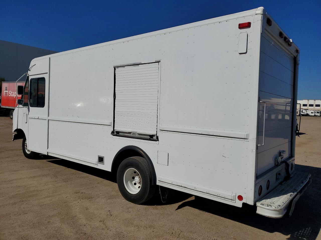 2003 Ford E-450 (F-59) Step Van - Run & Drive - Cln Title - Pri Fleet - Фото 2