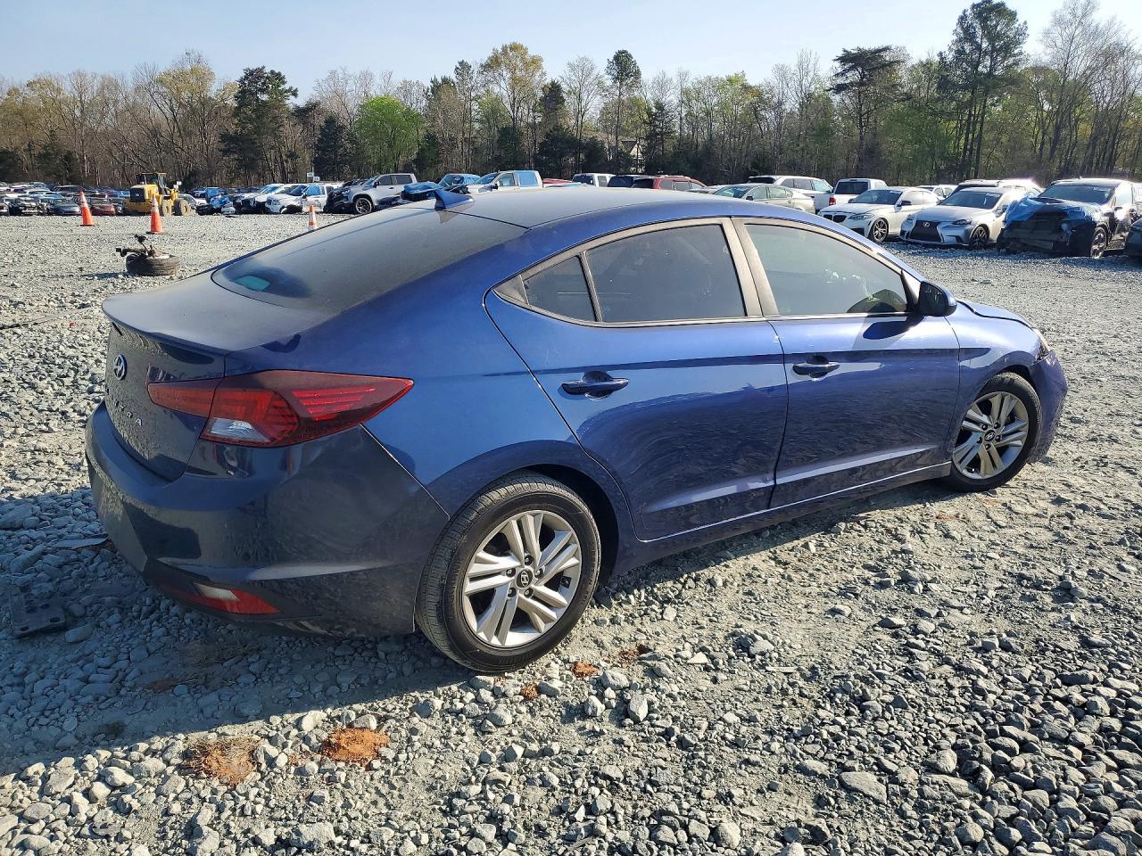 2019 Hyundai Elantra Sel - Фото 3