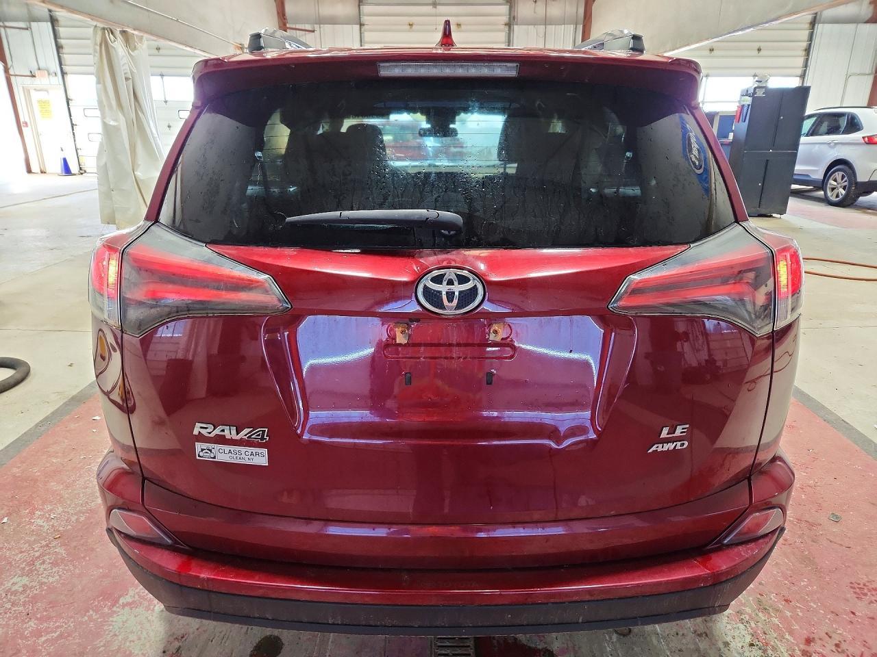 2018 Toyota Rav4 Le - Фото 6