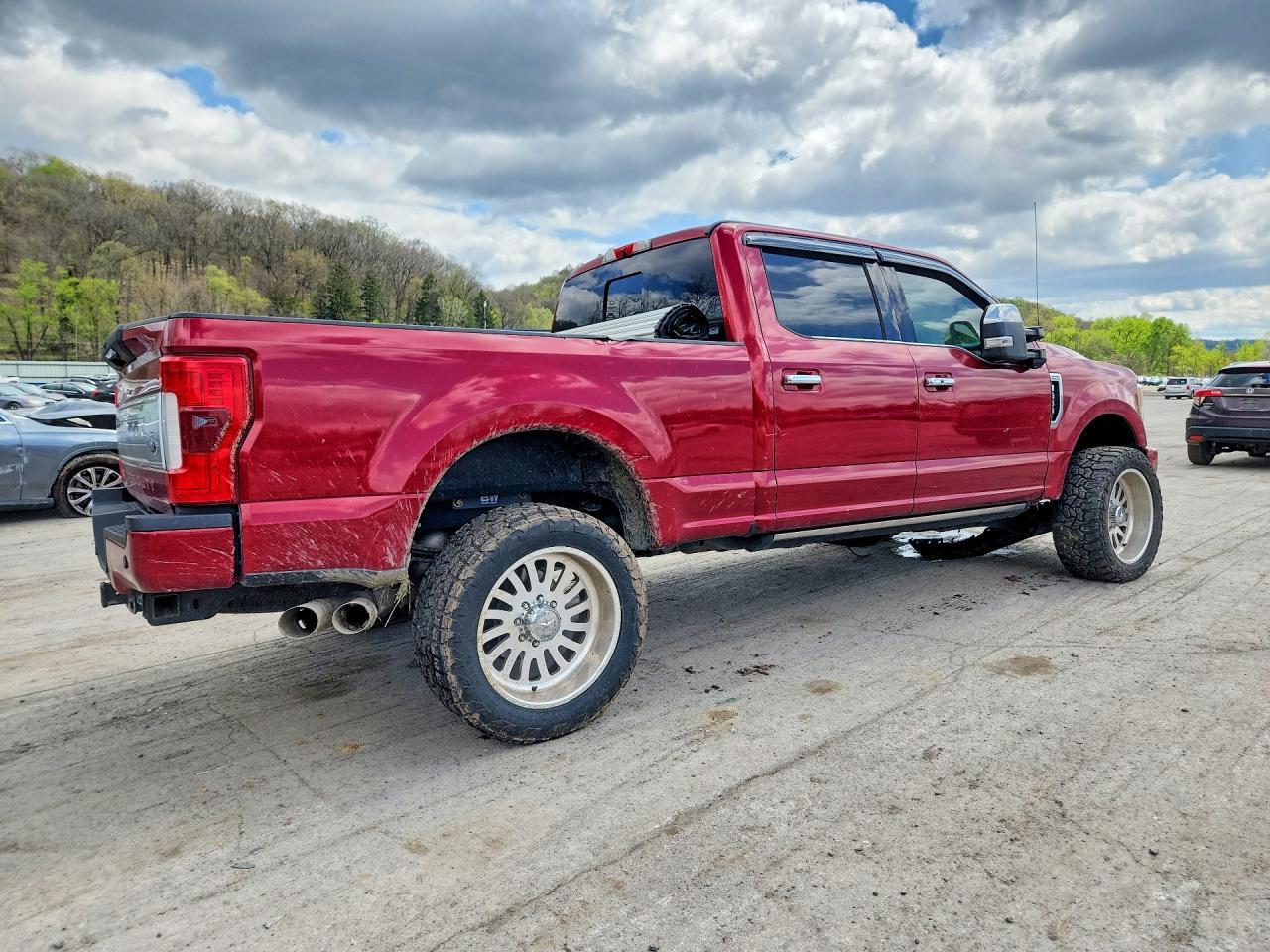 2017 Ford F-250 - Image 3