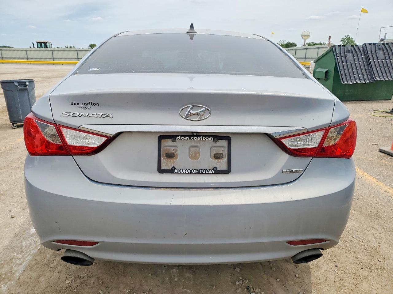 2011 Hyundai Sonata Limited 2.0T - Image 6