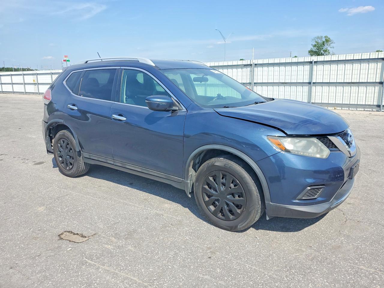 2016 Nissan Rogue S - Фото 4
