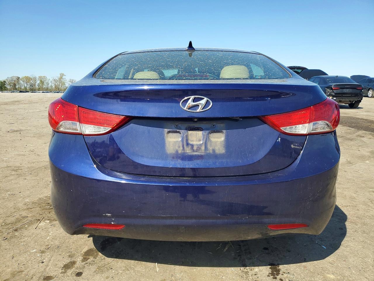 2013 Hyundai Elantra Limited - Фото 6