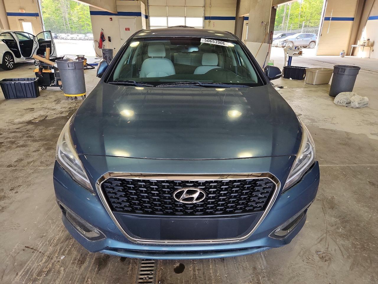 2016 Hyundai Sonata Hybrid Se - Image 5