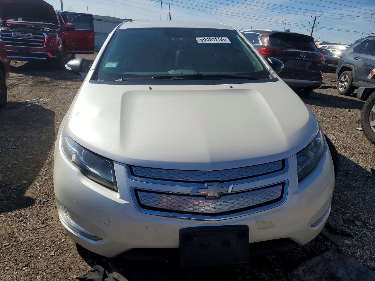 2013 Chevrolet Volt - Image 5