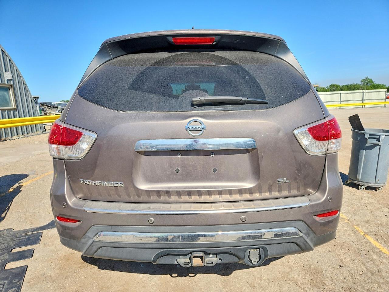 2013 Nissan Pathfinder S - Image 6
