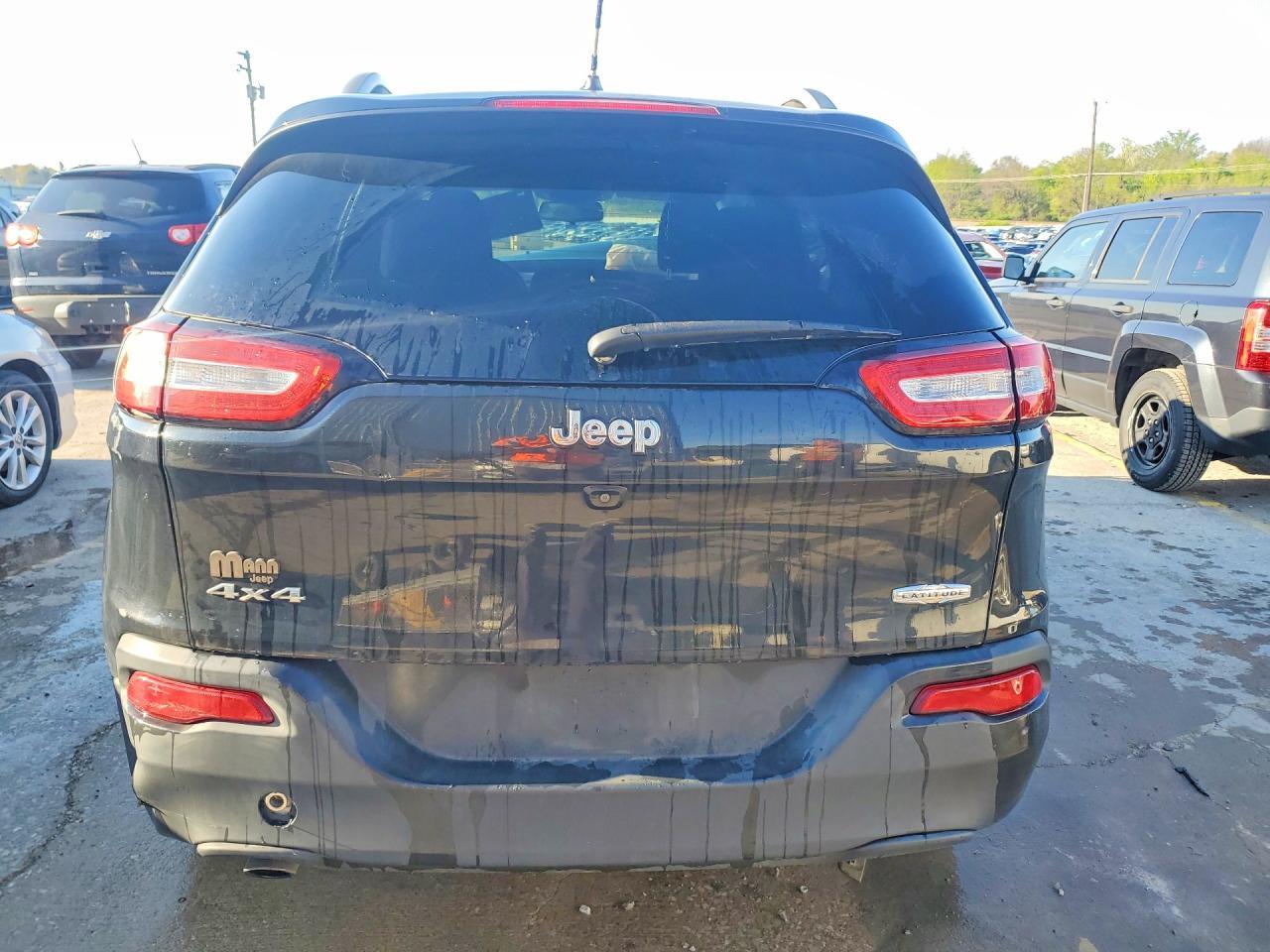 2015 Jeep Cherokee Latitude - Image 6