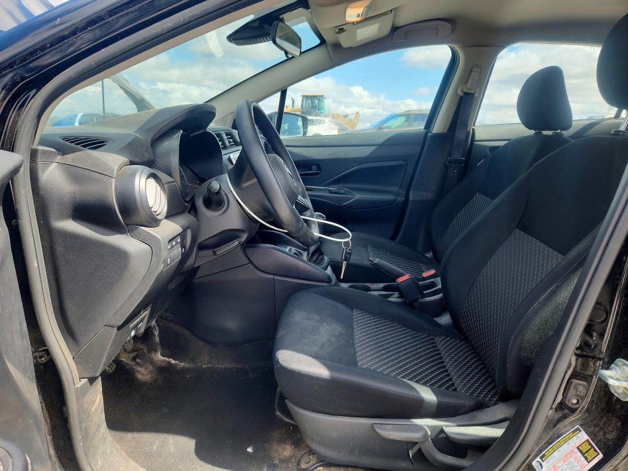 2023 Nissan Versa S - Image 7