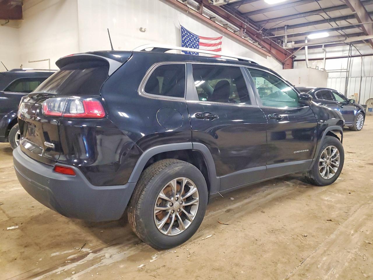 2019 Jeep Cherokee Latitude Plus - Фото 3