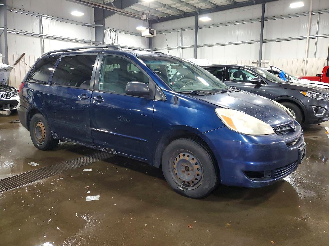 2005 Toyota Sienna Le 7 Passenger - Image 4