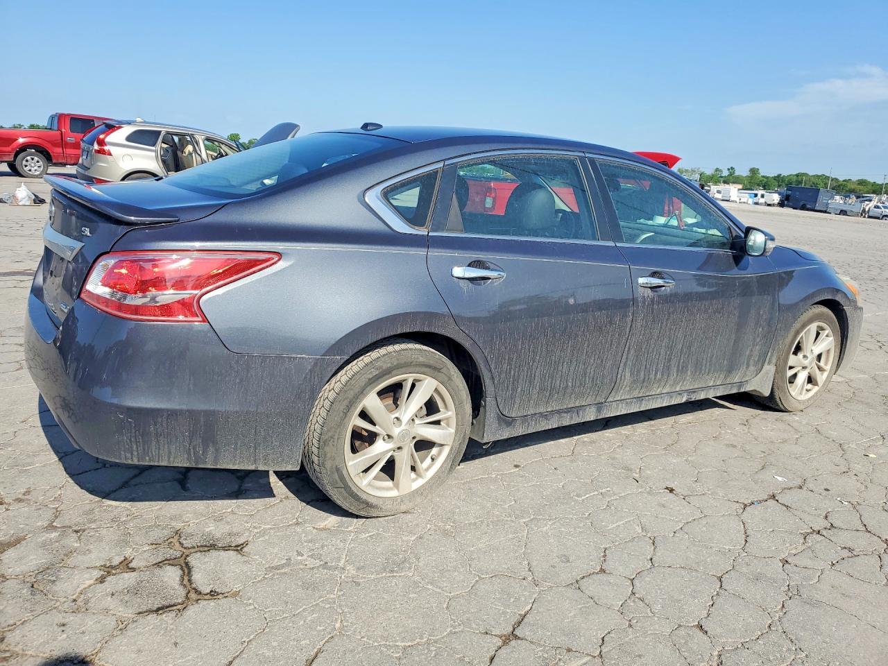 2013 Nissan Altima 2.5 - Image 3