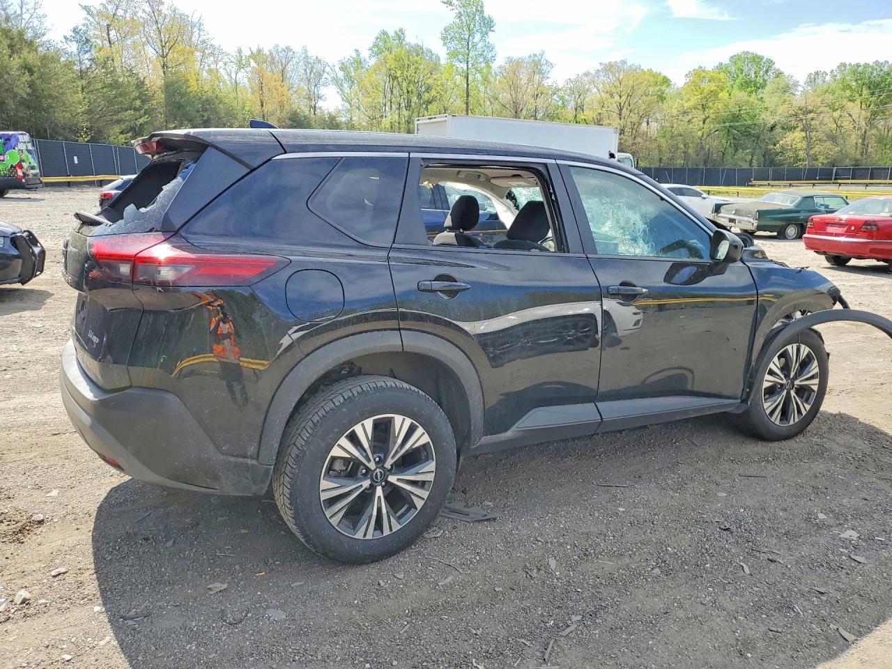 2023 Nissan Rogue Sv - Фото 3