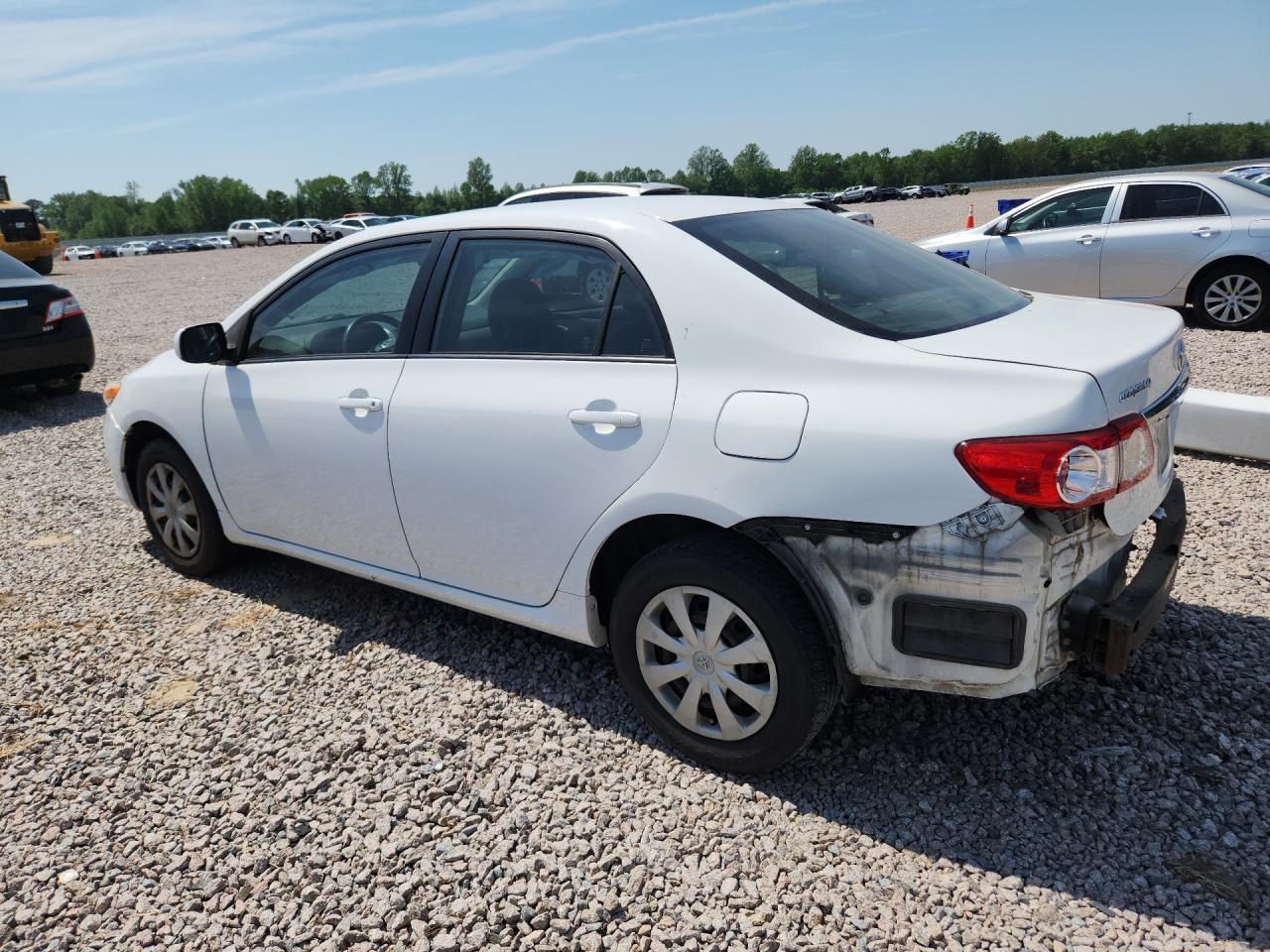 2011 Toyota Corolla Le - Фото 2