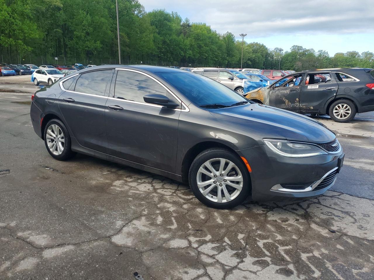 2015 Chrysler 200 Limited - Фото 4