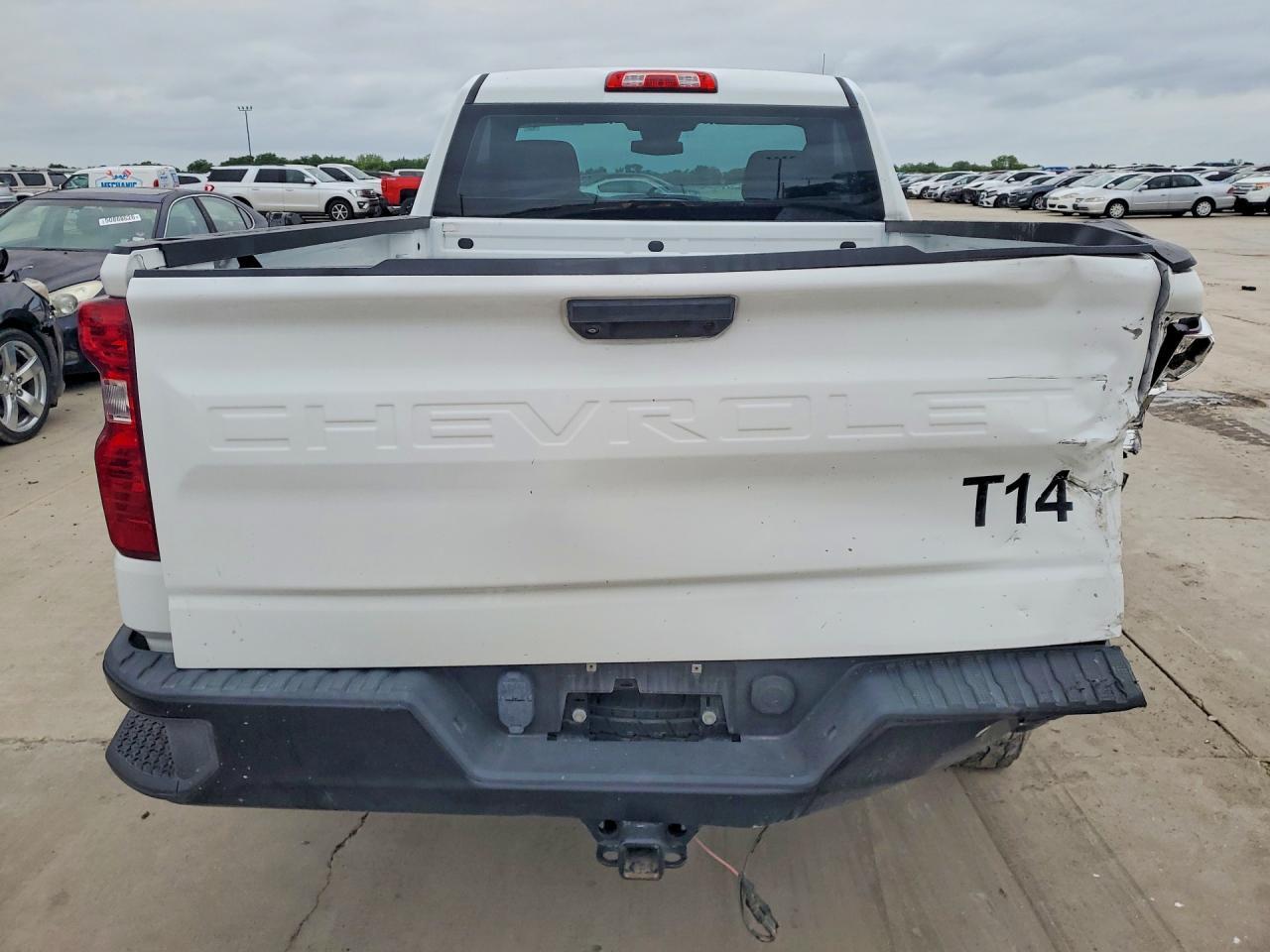 2023 Chevrolet Silverado C1500 - Фото 6