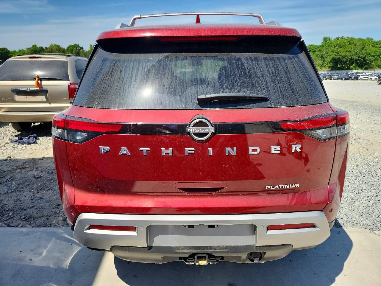 2025 Nissan Pathfinder Platinum - Фото 6