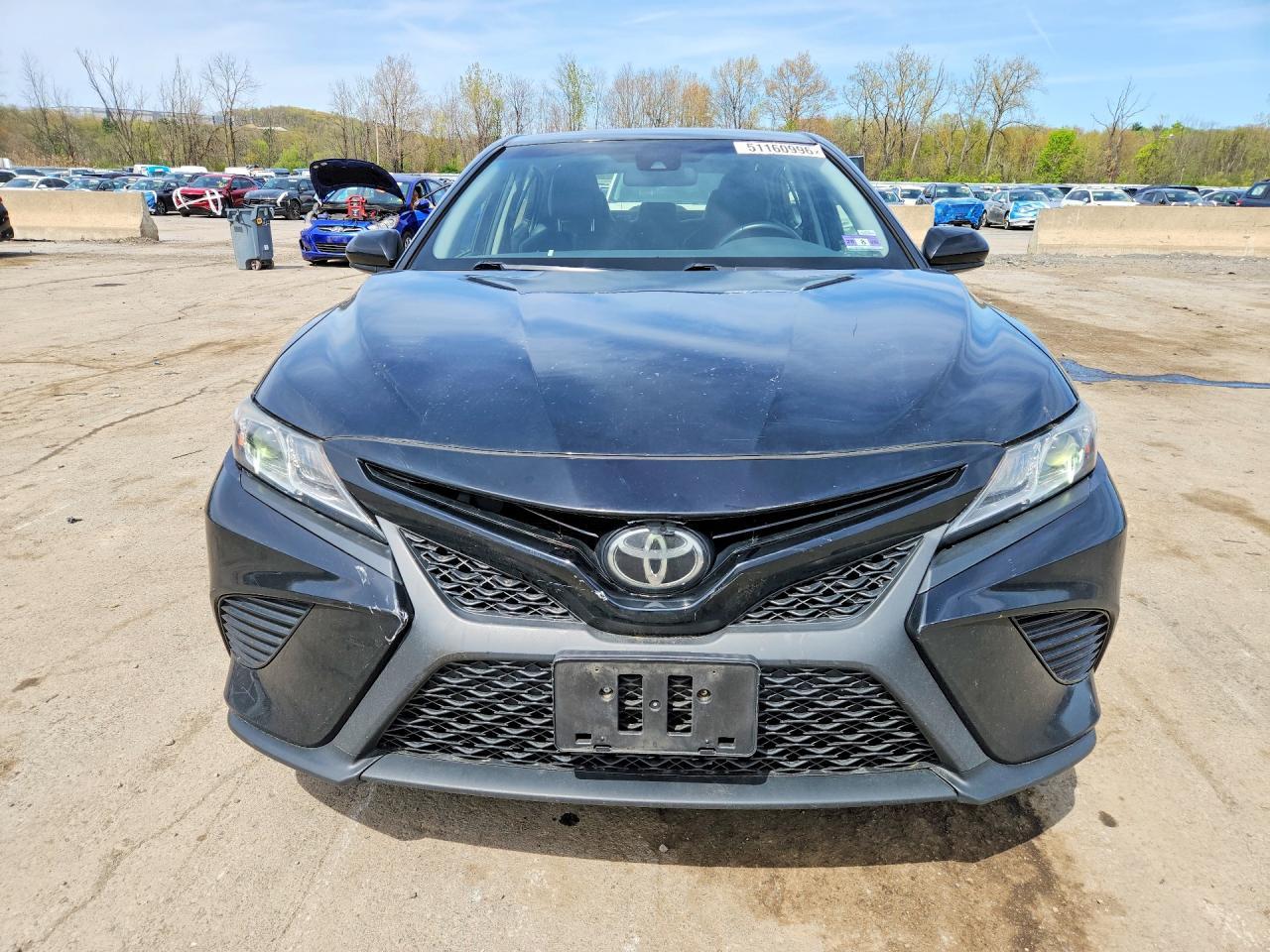 2018 Toyota Camry Se - Image 5