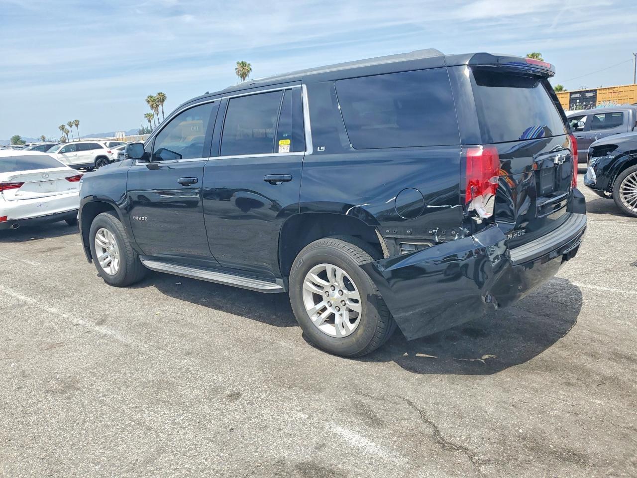 2016 Chevrolet Tahoe C1500 Ls - Фото 2
