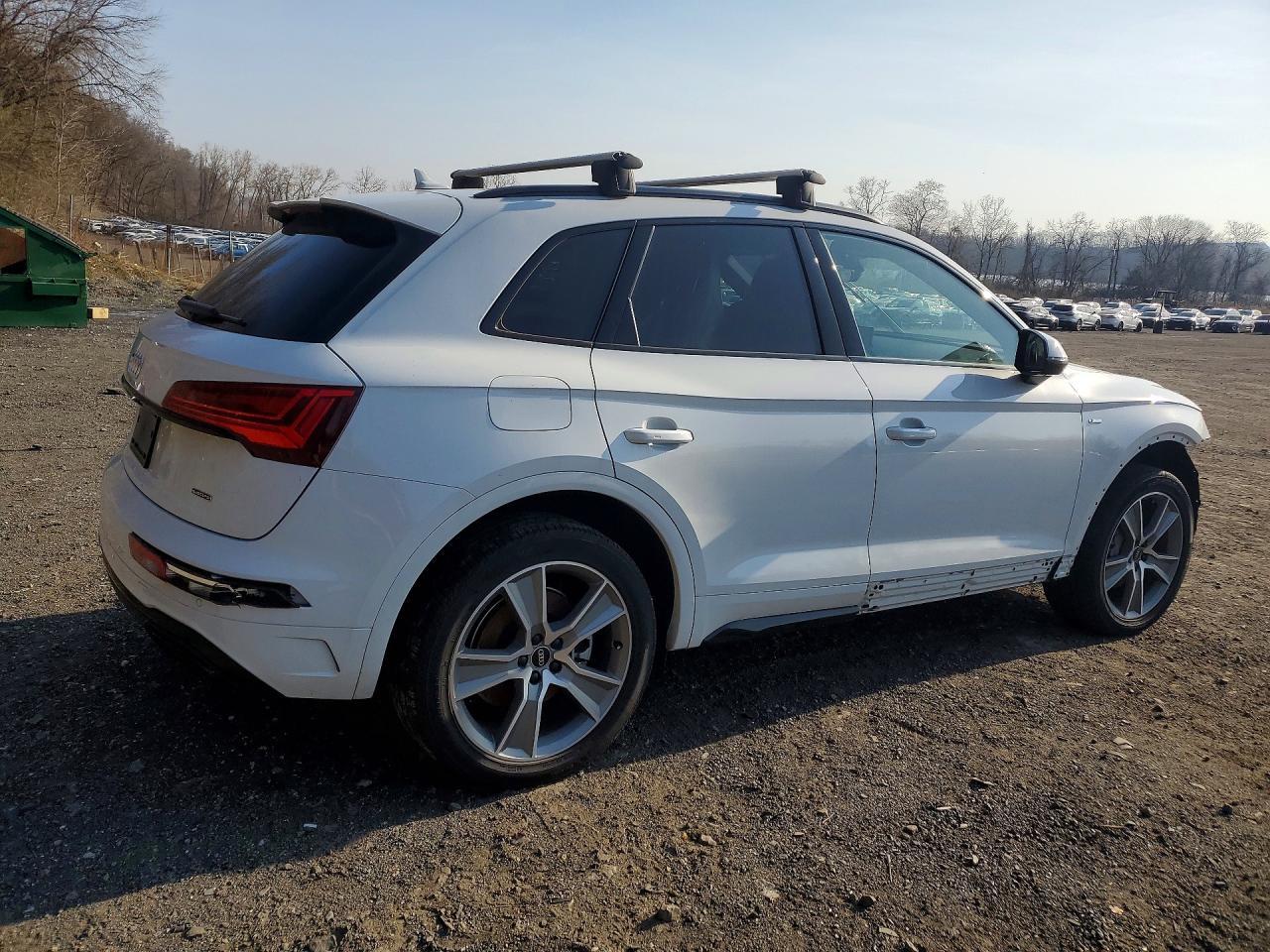 2025 Audi Q5 Premium 45 - Image 3