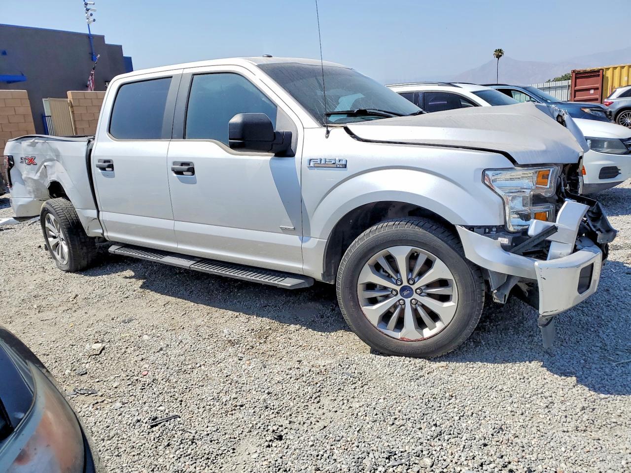 2017 Ford F150 Supercrew - Фото 4