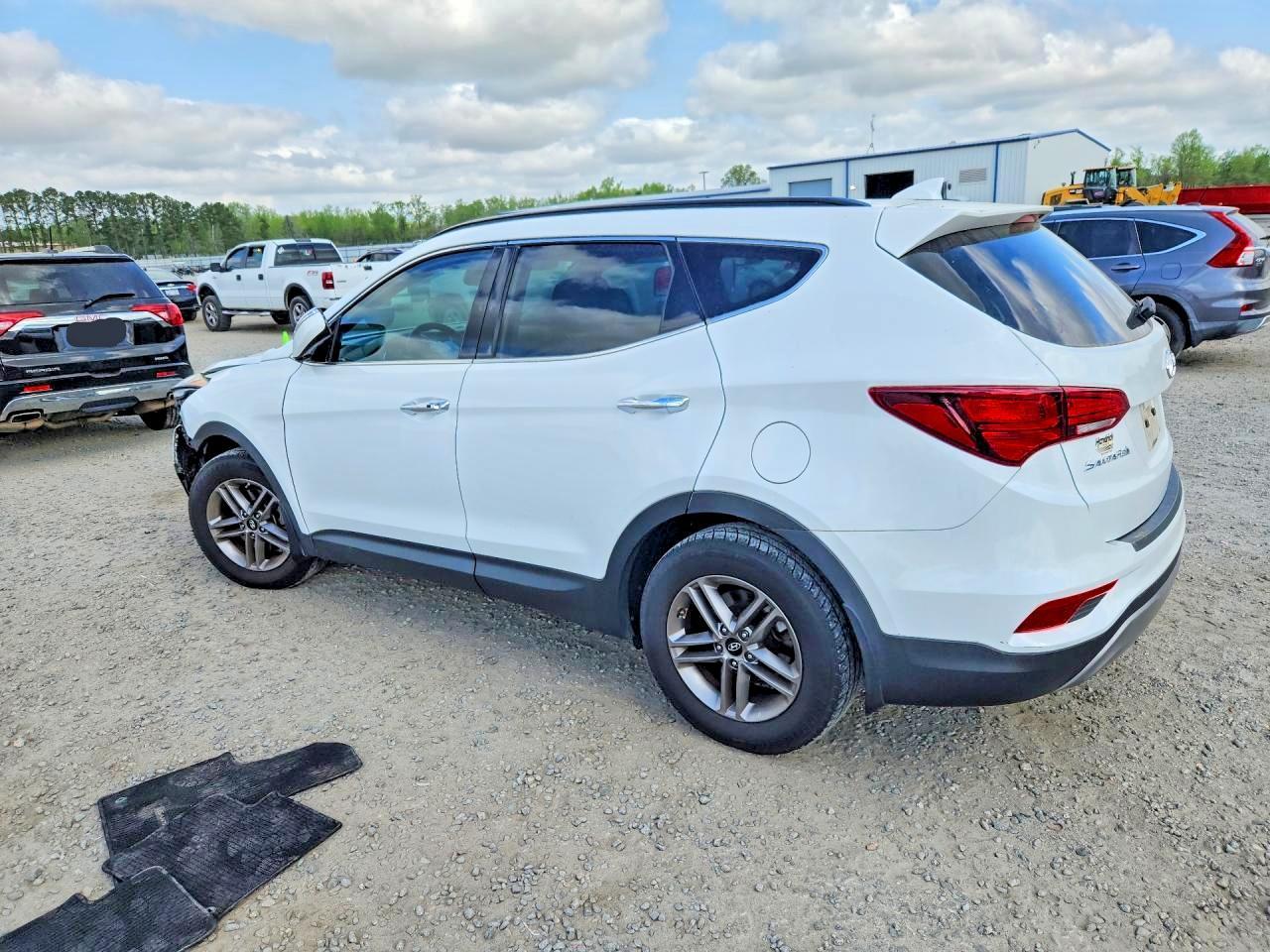 2017 Hyundai Santa Fe Sport 2.4L - Фото 2
