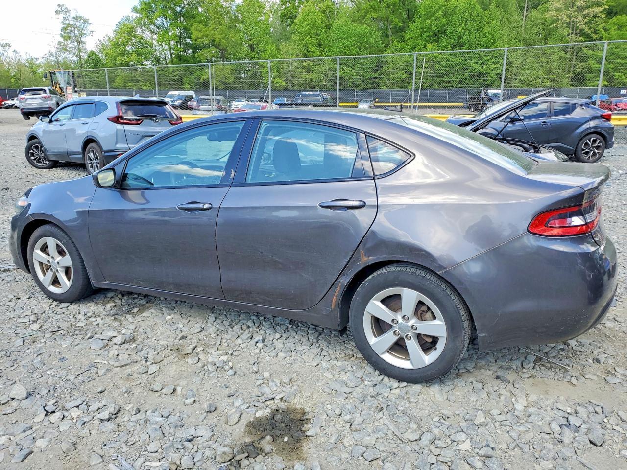 2015 Dodge Dart Sxt - Image 2