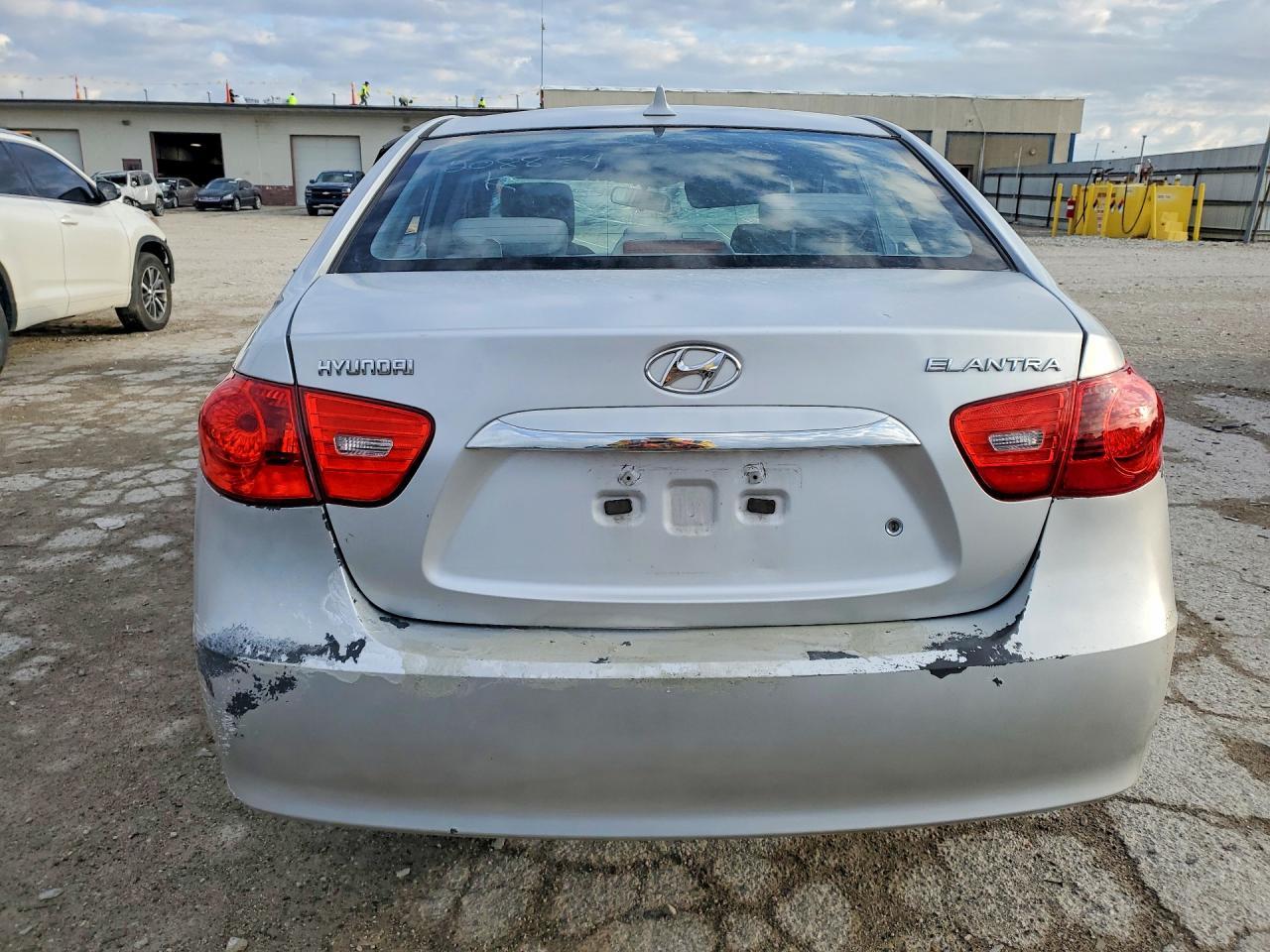 2010 Hyundai Elantra Gls - Фото 6