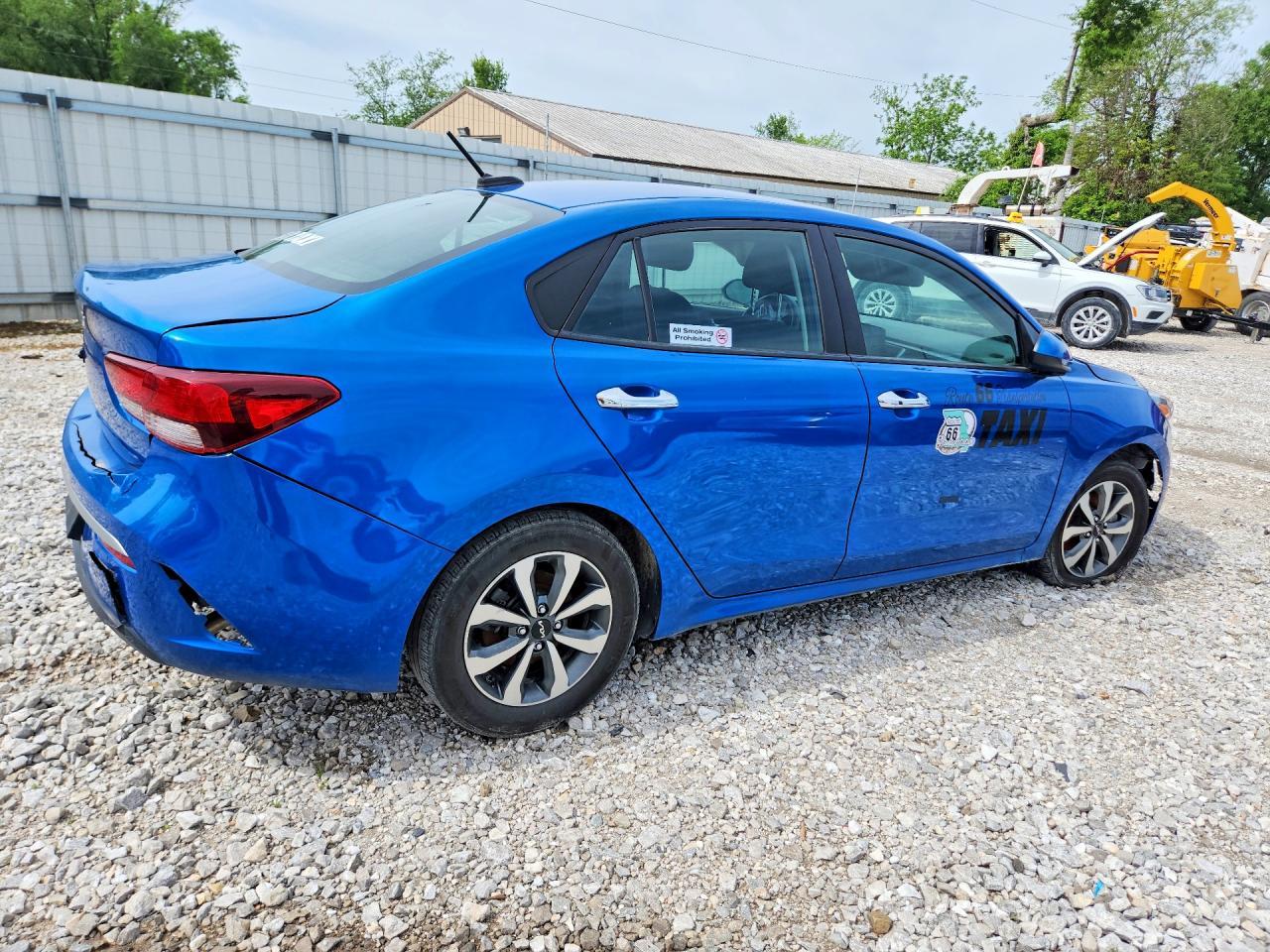 2023 Kia Rio Lx - Фото 3