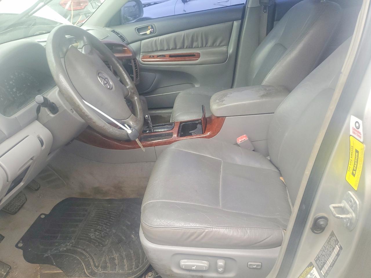 2004 Toyota Camry Xle V6 - Image 7