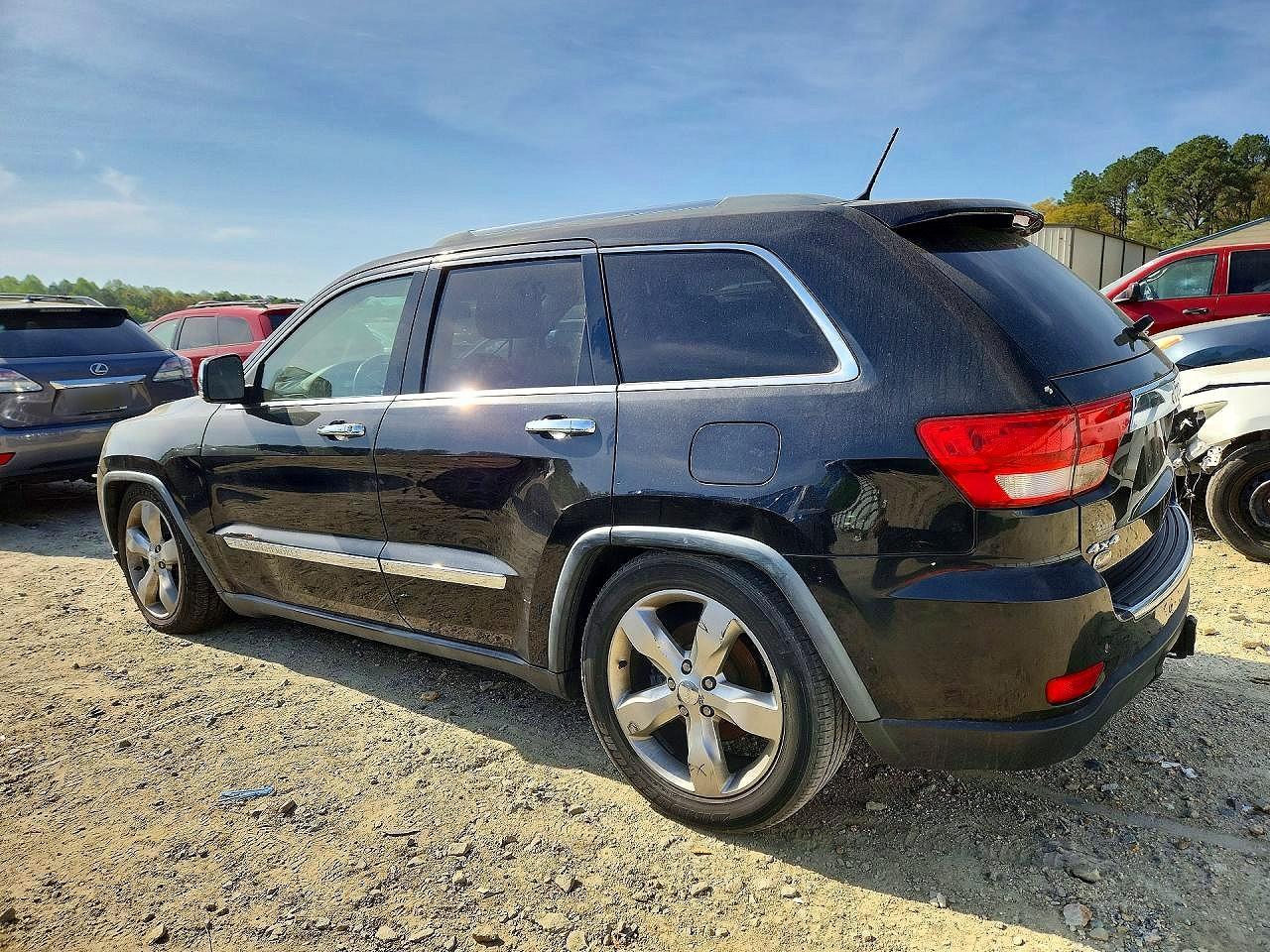 2011 Jeep Grand Cherokee Overland - Фото 2