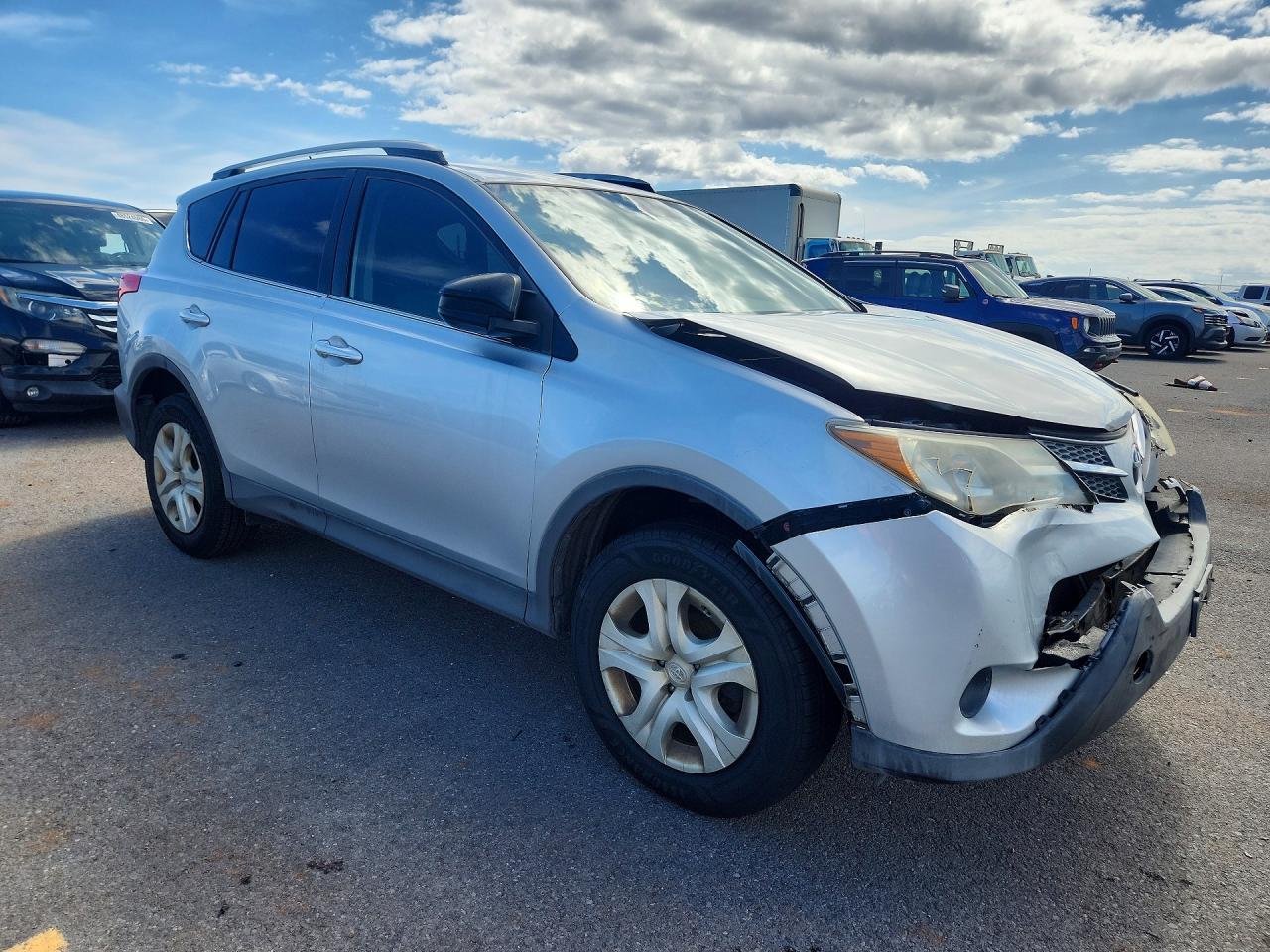 2014 Toyota Rav4 Le - Image 4