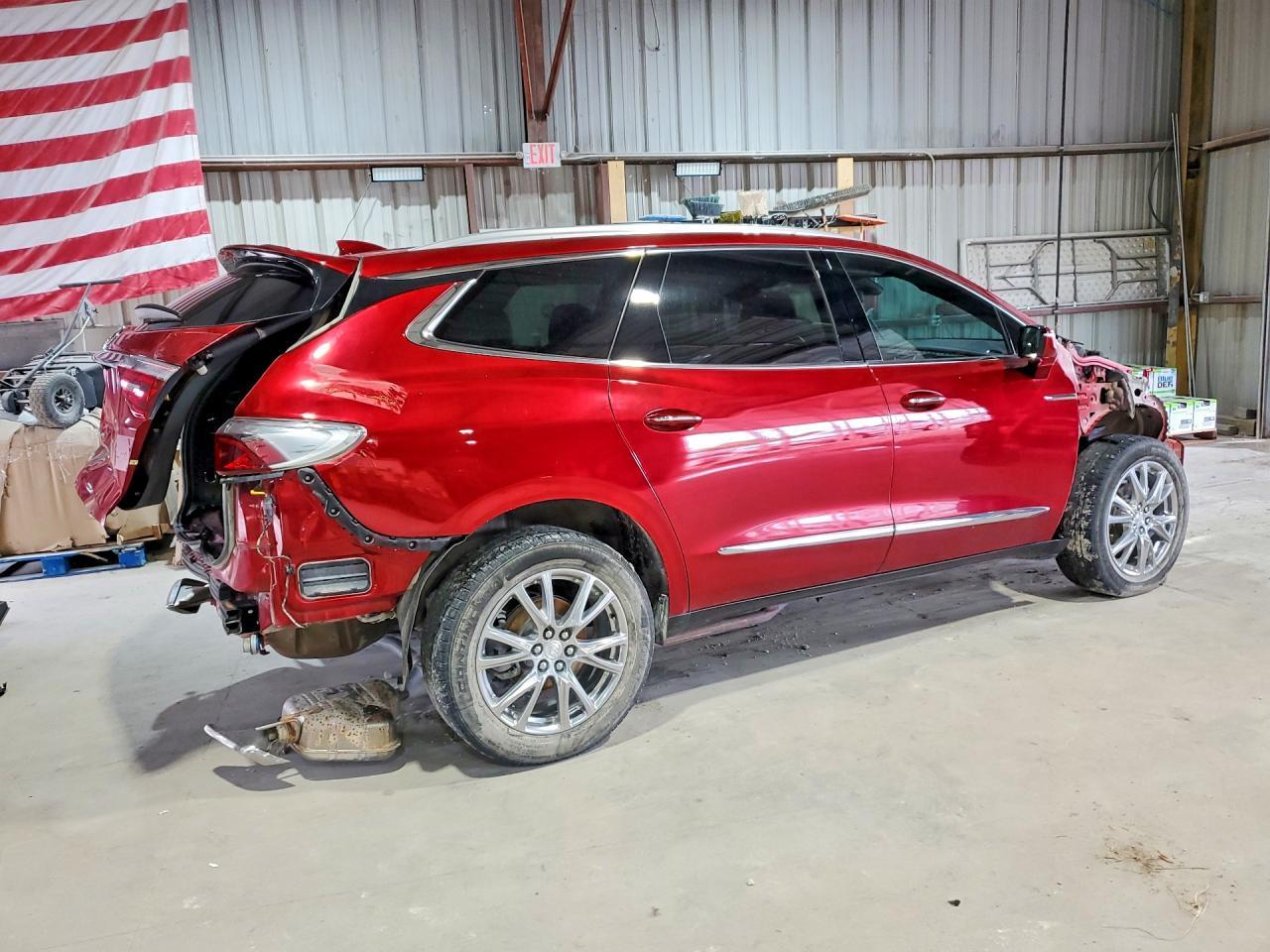 2022 Buick Enclave Essence - Image 3