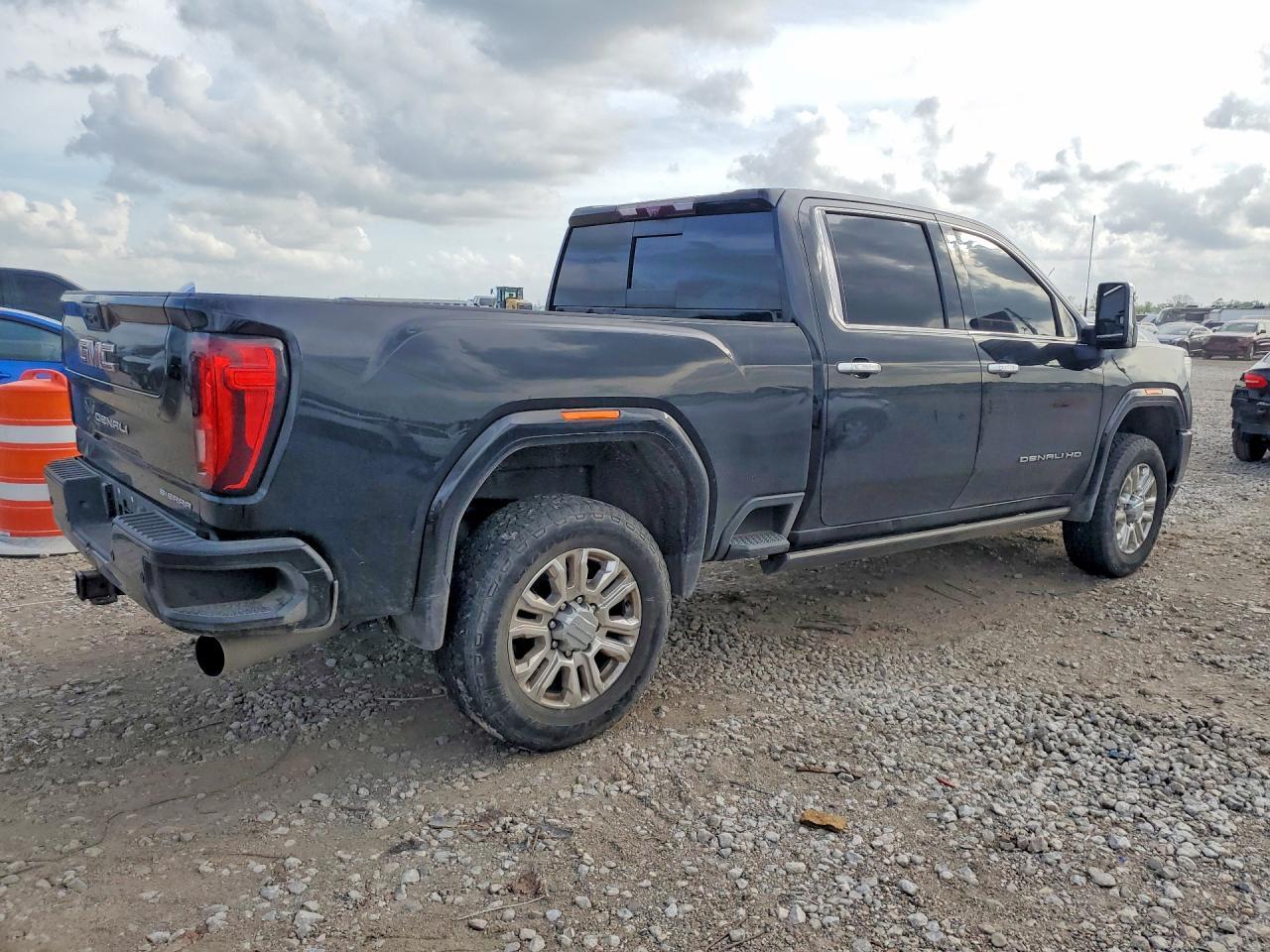 2022 GMC Sierra K2500 Denali - Фото 3