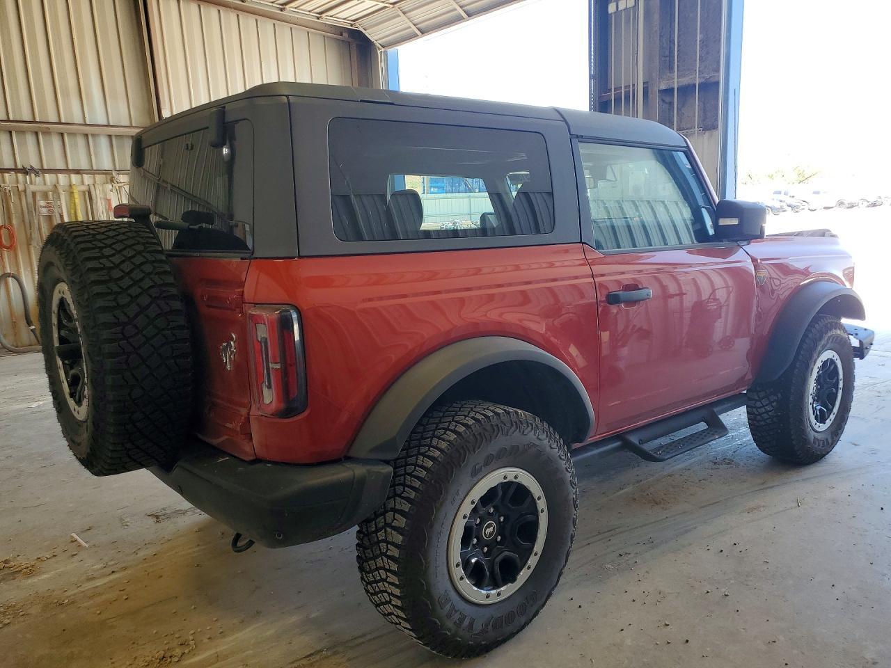 2024 Ford Bronco Badlands - Фото 3