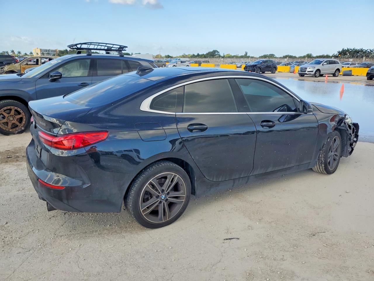 2024 BMW 228I - Фото 3