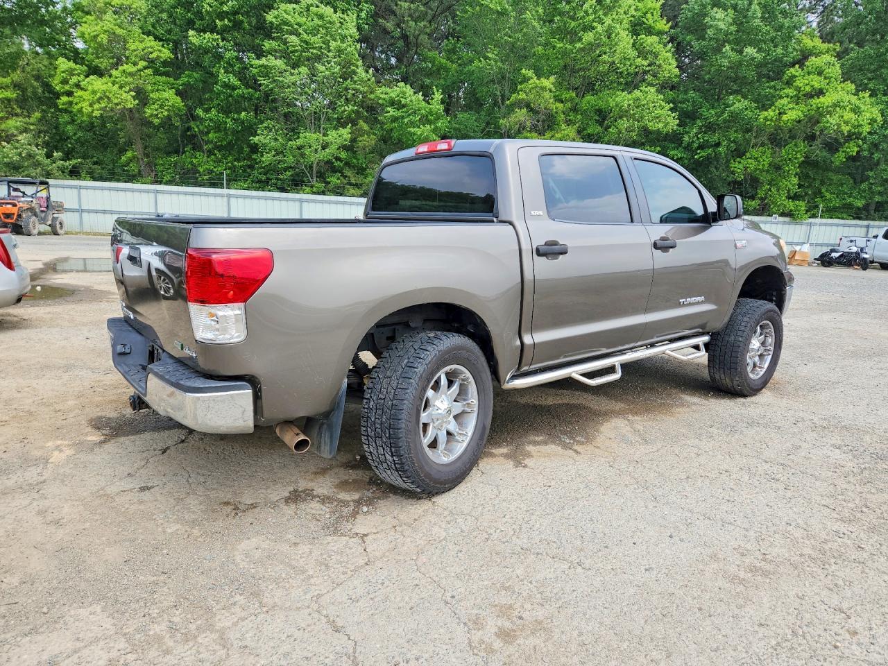 2012 Toyota Tundra Crewmax Sr5 - Image 3