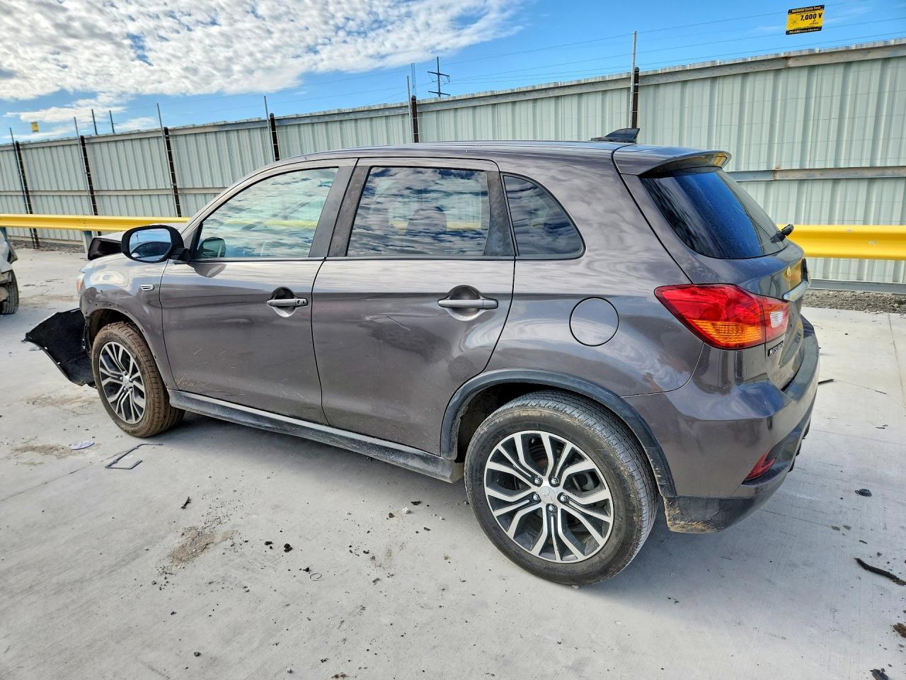 2019 Mitsubishi Outlander Sport Es - Фото 2