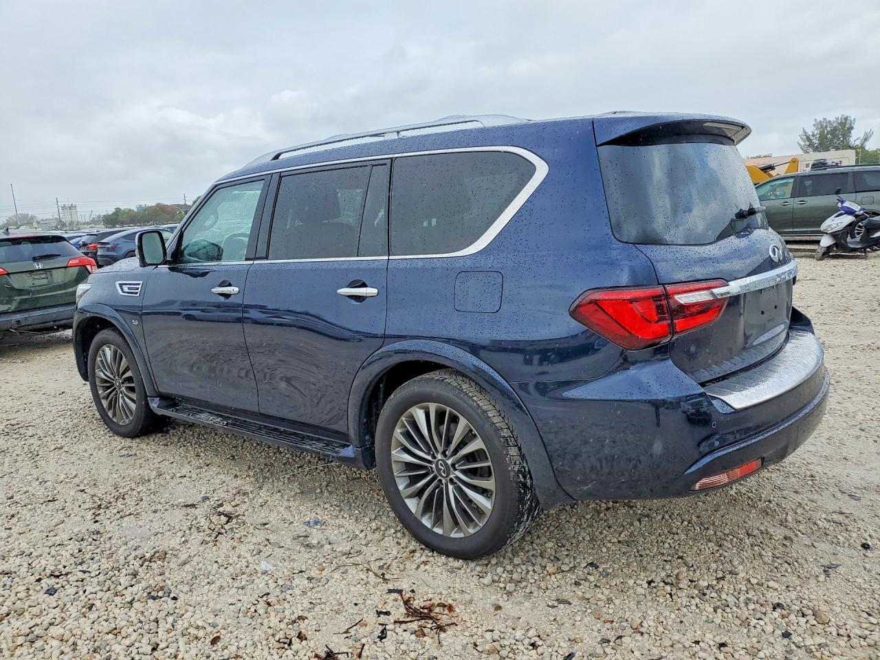 2020 Infiniti Qx80 Luxe - Image 2