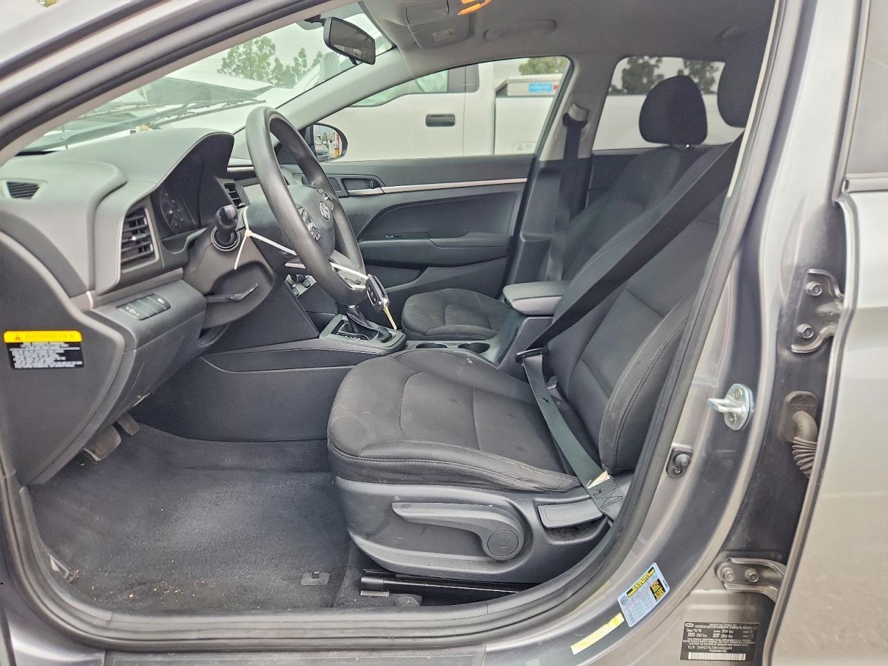 2019 Hyundai Elantra Se - Фото 7