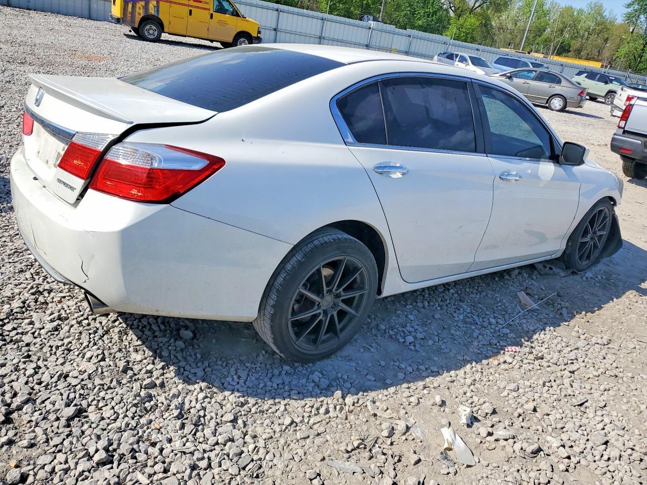2013 Honda Accord Sport - Фото 3