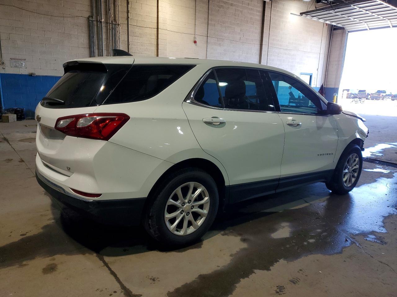 2019 Chevrolet Equinox Lt - Image 3