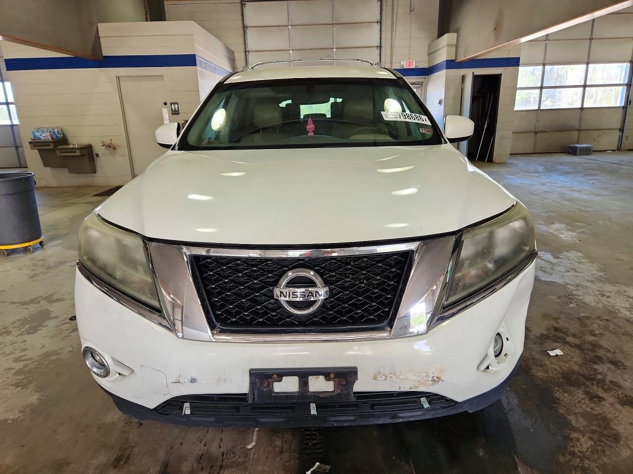 2013 Nissan Pathfinder S - Фото 5