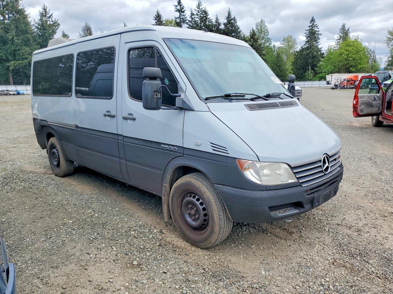 2005 Dodge Sprinter 2500 - Фото 4