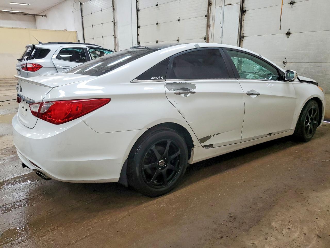 2012 Hyundai Sonata Limited 2.0T - Image 3