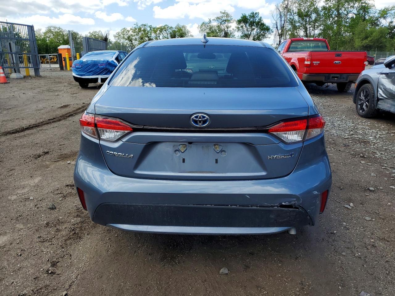 2022 Toyota Corolla Le - Image 6